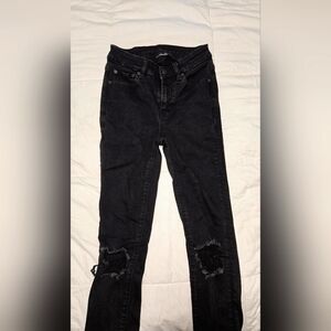 American eagle skinny ripped black jeans